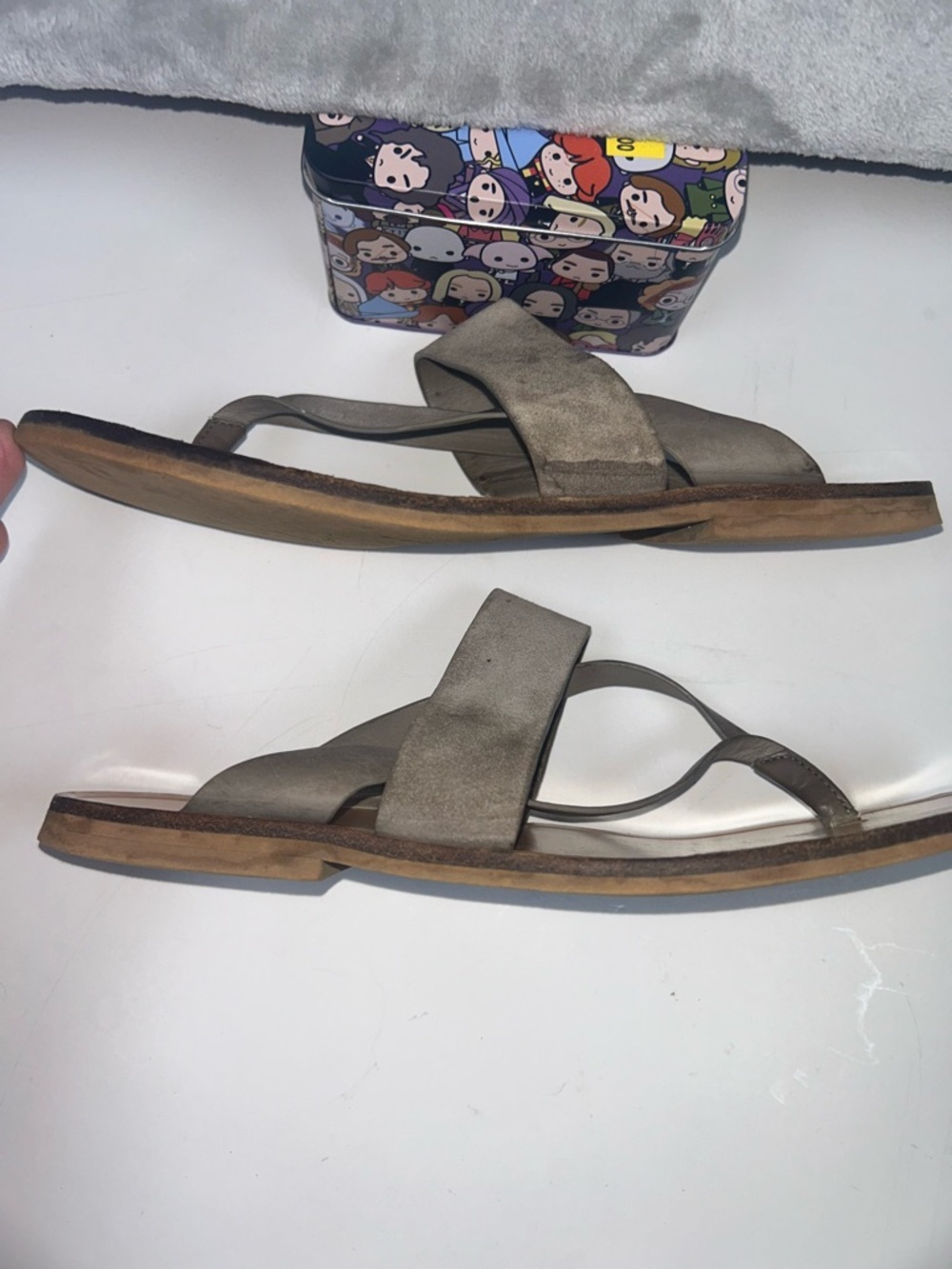 Vince grey Suede Wide Strap Tan Leather Thong Sandal - Picture 8 of 10